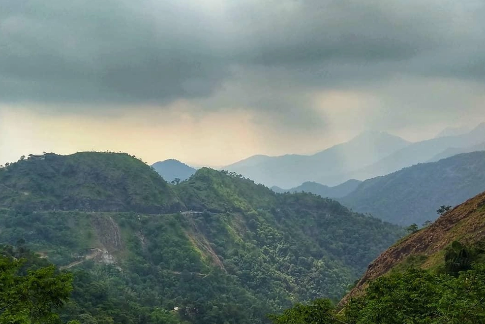 Le Crown Hotel, Four-star Business Class Hotel Vagamon